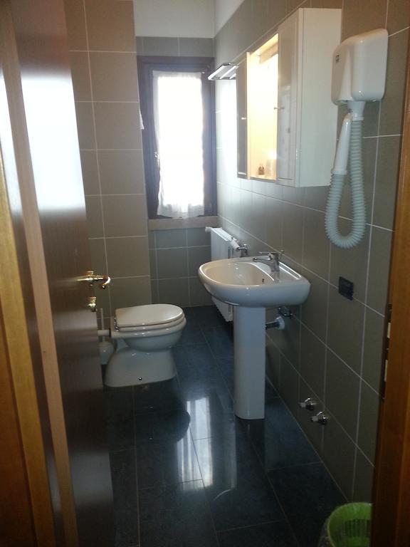 Agriturismo Corte Trincerone Mantoue Chambre photo